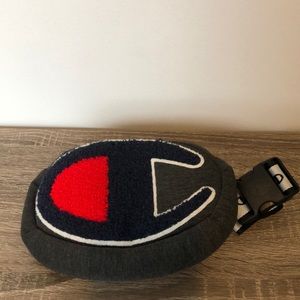 Champion Fanny Pack